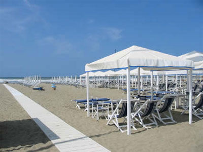 Spiaggia, stabilimento balneare